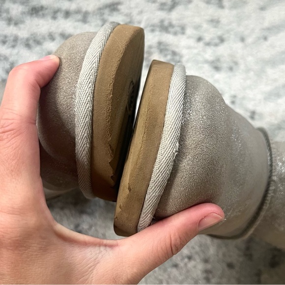 Ugg Classic Il Shimmer Metallic Bootie Silver Girls Winter Boots - Picture 9 of 12